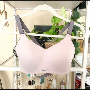 NIKE Pink Cross-Back Underwire Sports Bra